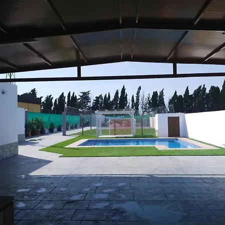 Recinto Con Piscina Y Playa A 5 Minutos *