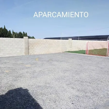 Recinto Con Piscina Y Playa A 5 Minutos *